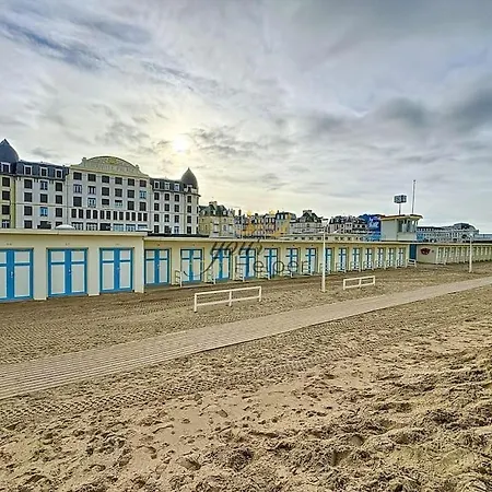Azura Yourhosthelper Appartement
