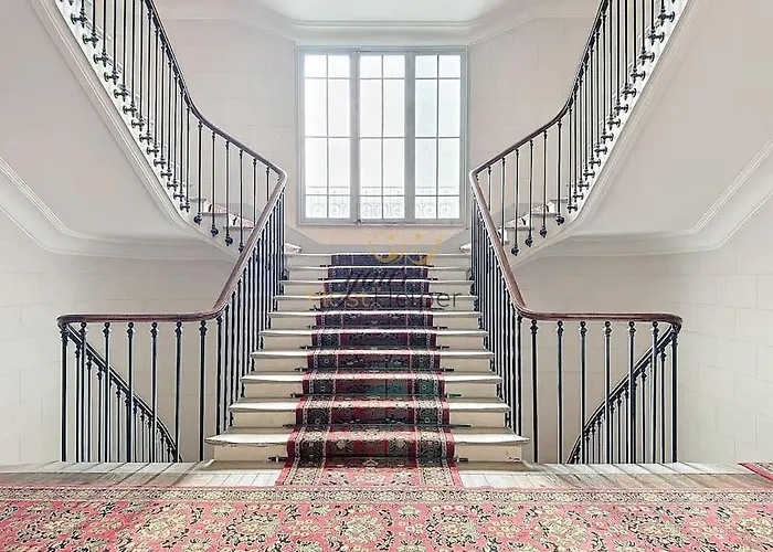 Azura Yourhosthelper Apartment *